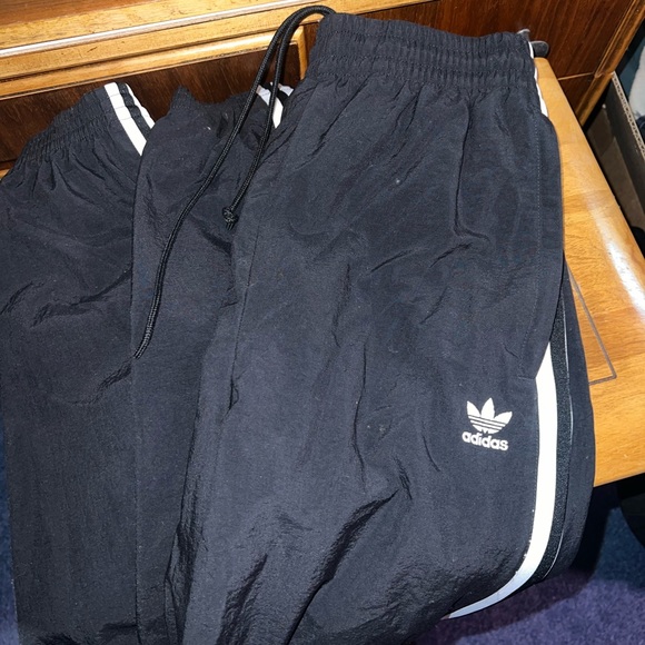 Adidas Joggers, XS/S, lightly/ never worn, mint condition. Sport swish pants - Picture 3 of 4